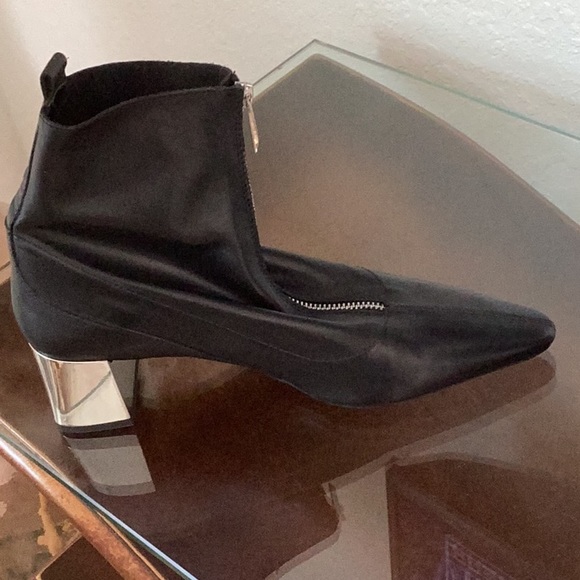 Zara Bootie - Picture 5 of 6